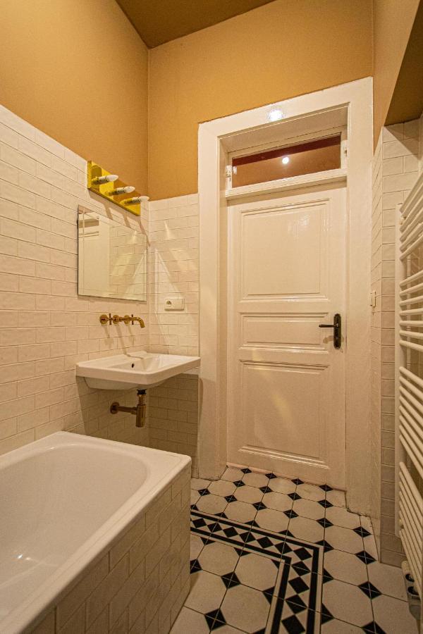 4 Bedrooms 130M2 Apartment At The Main City Square Prague Ngoại thất bức ảnh