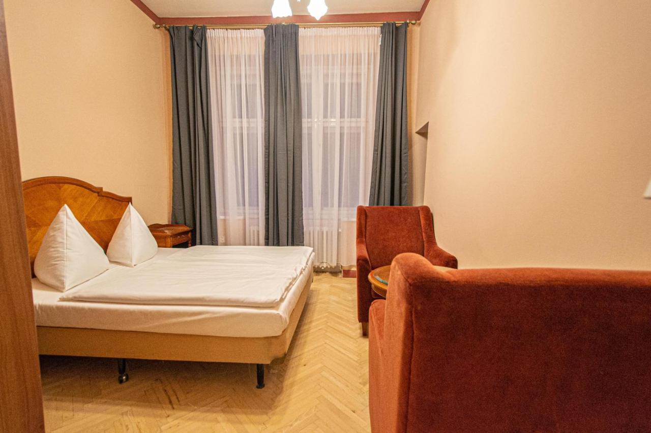 4 Bedrooms 130M2 Apartment At The Main City Square Prague Ngoại thất bức ảnh